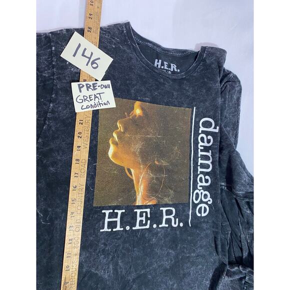 H.E.R. Damage Tour Shirt Long Sleeve Black Graphic Lyrics Print Size XL - Picture 4 of 7